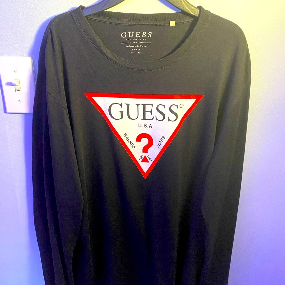 Guess Triangle Tee